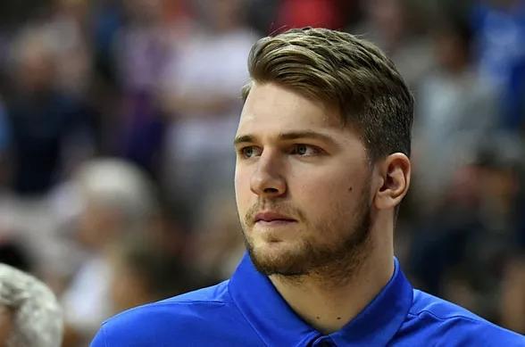 由凯恩与插 由凯恩与插